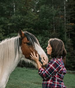 Picture of Aubrey Welch with horse